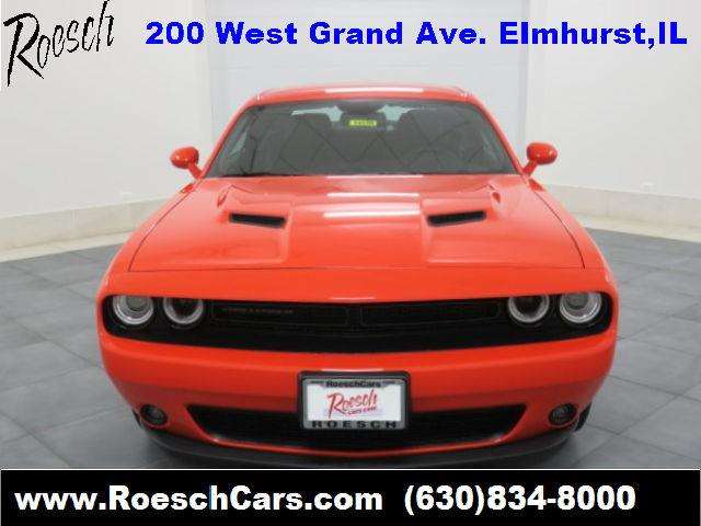 2017 Dodge Challenger SXT 2dr Coupe